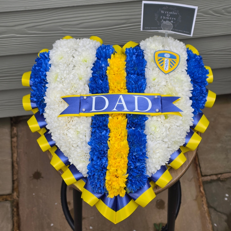 Leeds United Heart Striped   Option 3