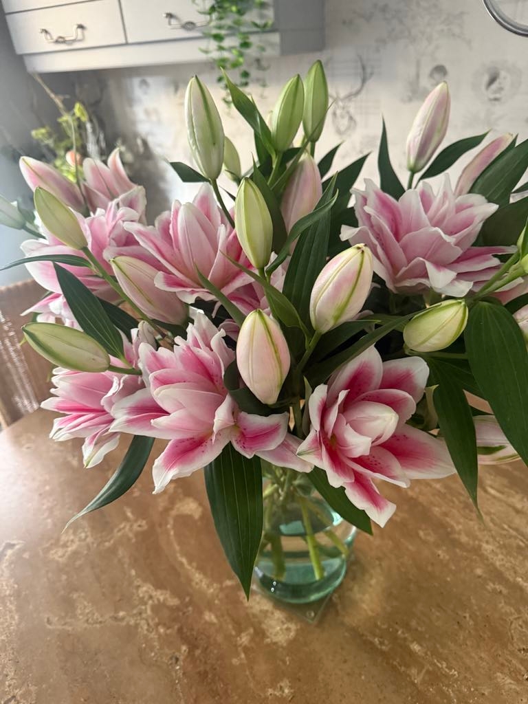 Premium Roselily Bouquet