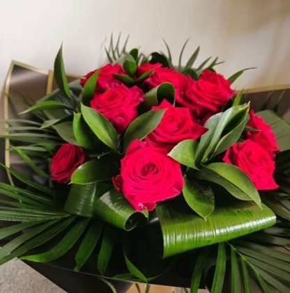 100 Premium Naomi Roses