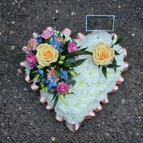 Heart (Massed Chrysanthemum)