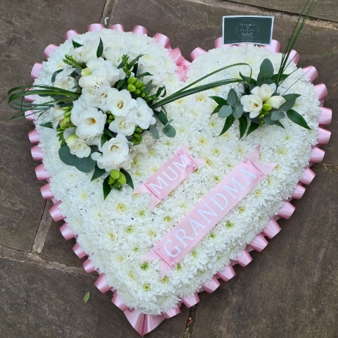 Heart (Massed Chrysanthemum)